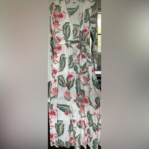 Beautiful Roxy sundress! Worn only once!